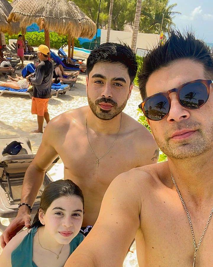 Mario Velasco y sus hijos