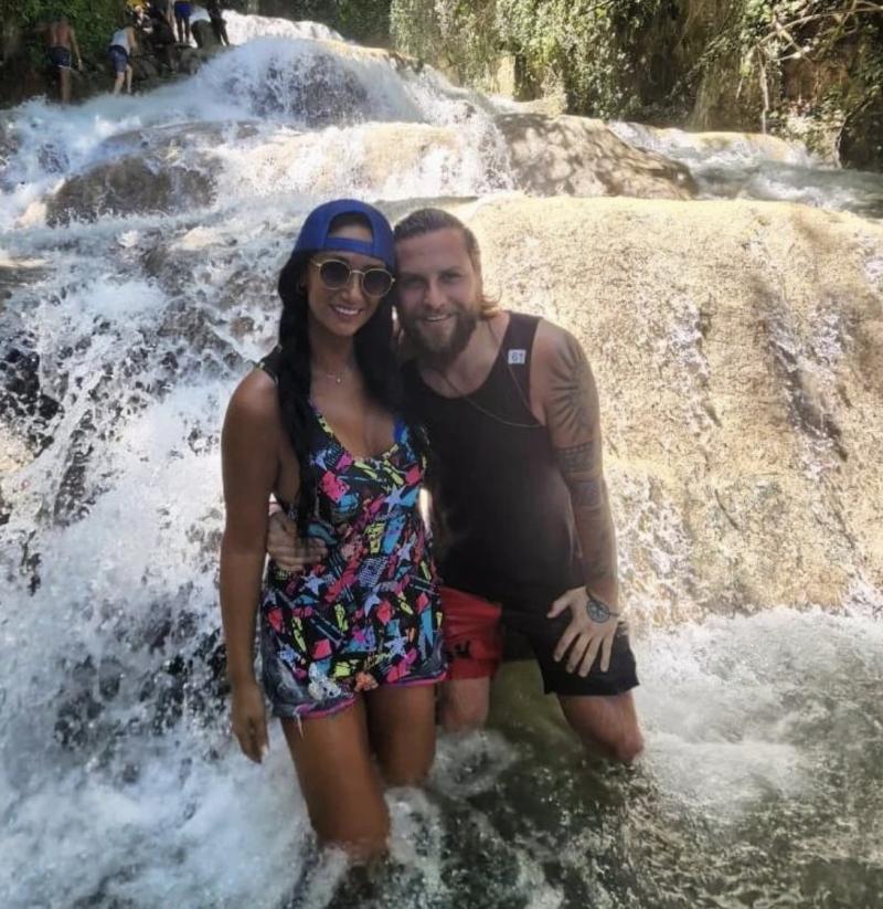 Pamela Díaz junto a Jean Philippe en Jamaica