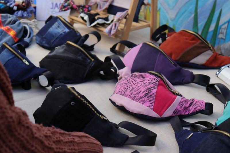 Feria Oficios x Mujeres