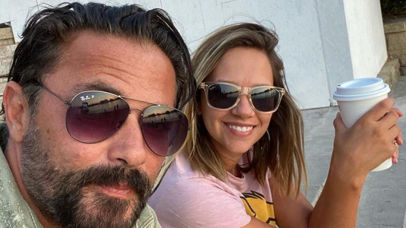 Ingrid Parra junto a su esposo