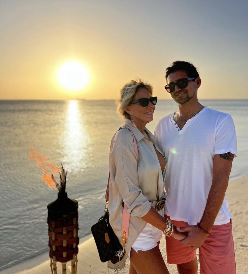 Félix Ureta junto Raquel Argandoña