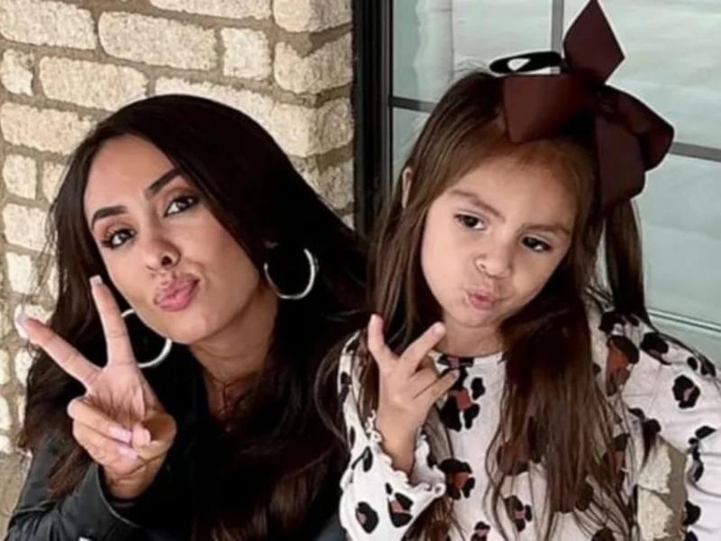 Leah García y su hija