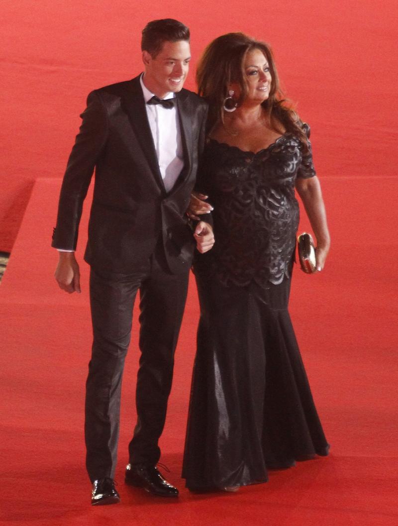 La Tía Sonia usualmente era acompañada por su hijo Stefano Massú