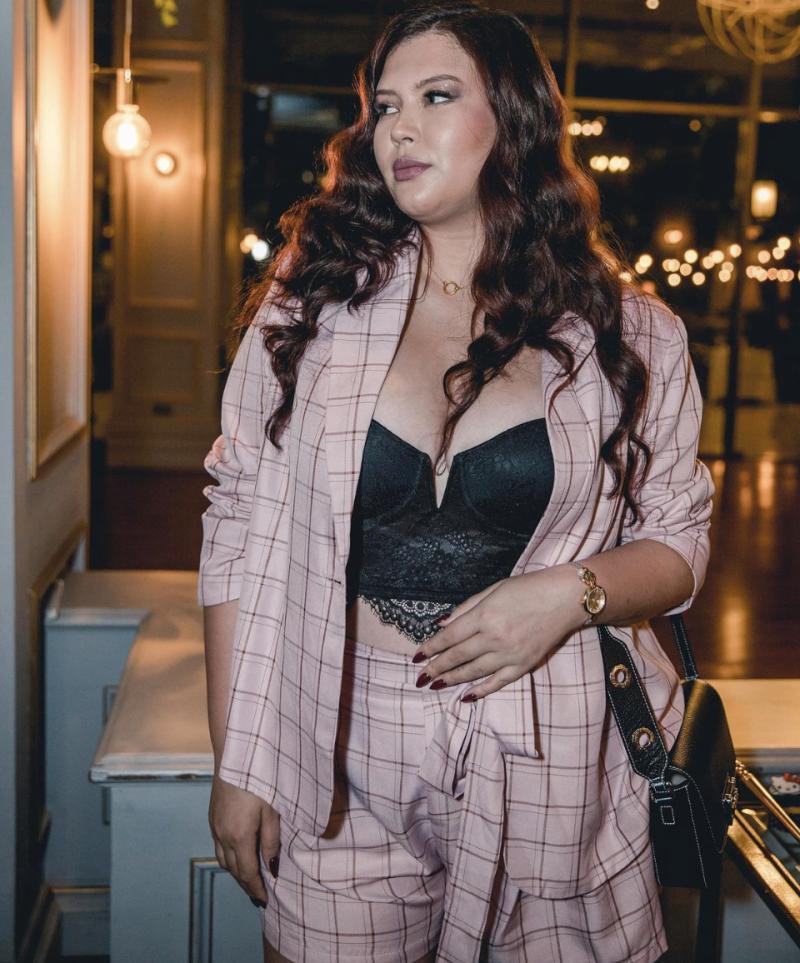 Michelle Carvalho - Instagram