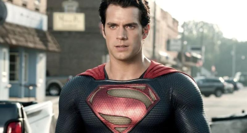 Henry Cavill como Superman