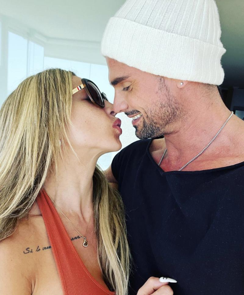 Nicole Moreno y su pareja