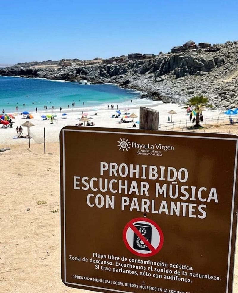 cartel de playa La Virgen