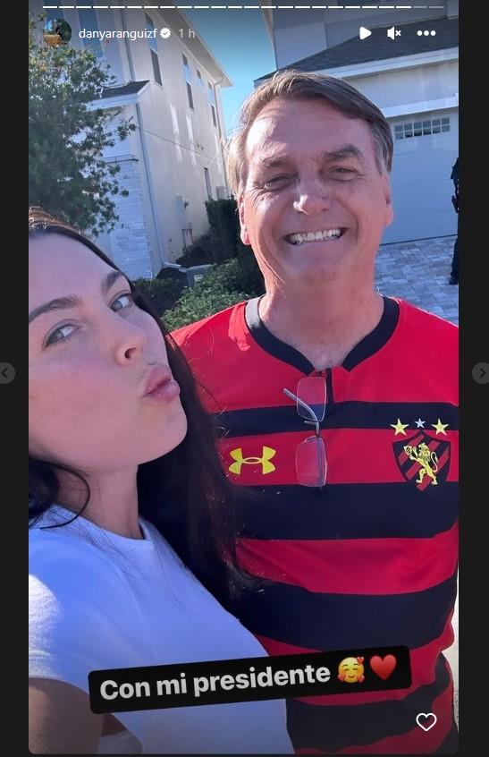 Daniela Aránguiz junto a Jair Bolsonaro