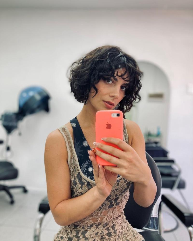 ¡Al natural! Kathy Contreras se llenó de elogios tras lucir especial look