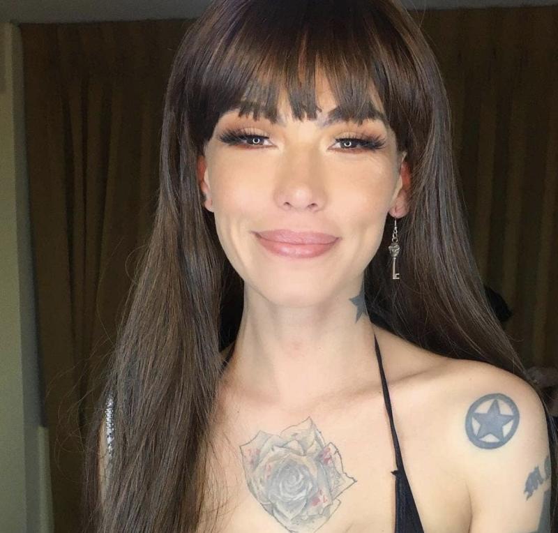 Angie Jibaja - Instagram