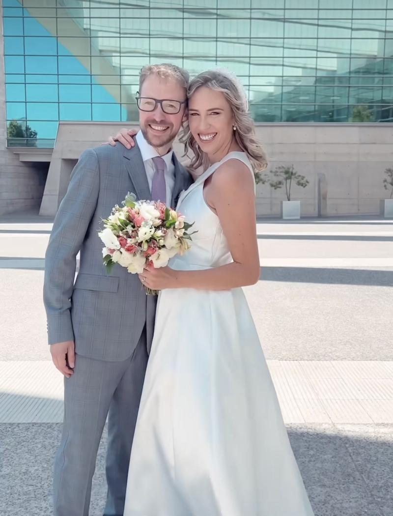 Vale Ortega se casó con Jonathan Lawn