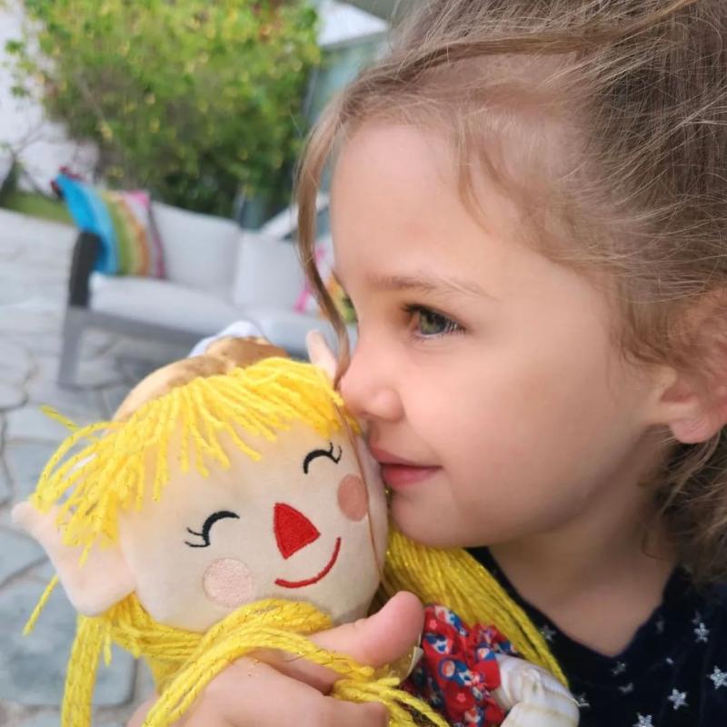 Magnolia - Hija de Benjamín Vicuña y China Suárez