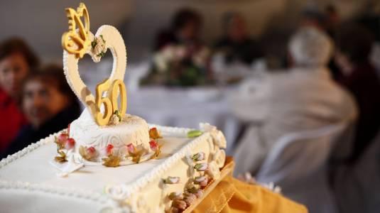 Bono Bodas de Oro: conoce quiénes reciben el beneficio