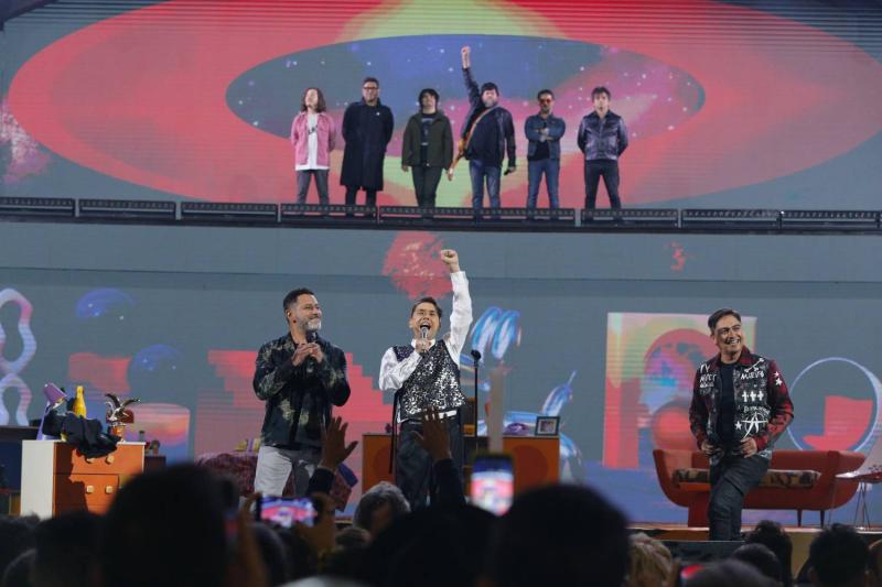 "Noche de lindos reencuentros": Sergio Freire celebra la aplaudida rutina de Frabizio Copano en Viña 2023