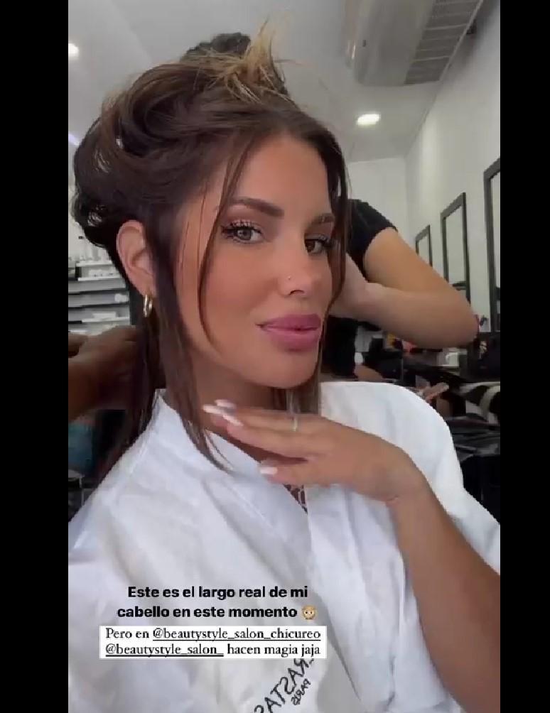 Gala Caldirola mostrando su largo de pelo real