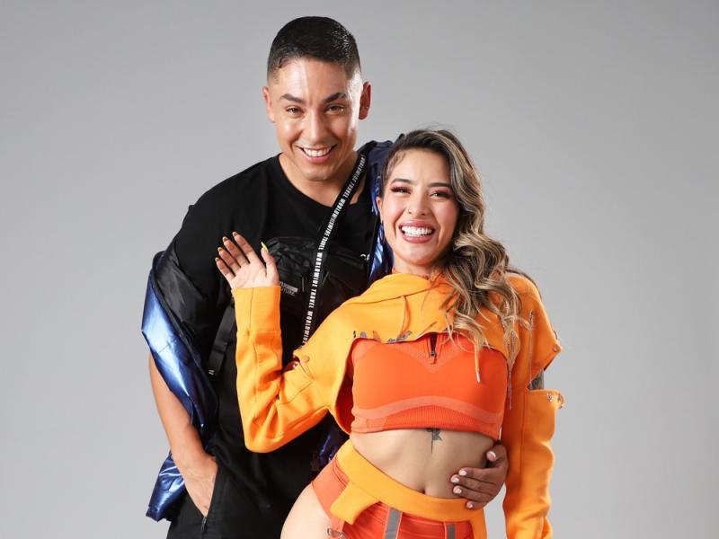 Geraldine Muñoz y Juanfra Matamala - Aquí Se Baila