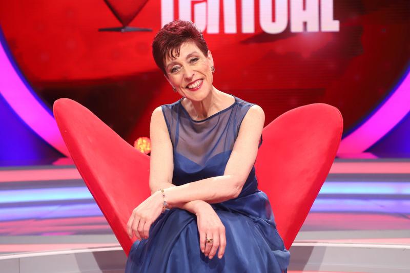 Dra. Carolina Herrera recordará la enfermedad mental que afectaba a su madre