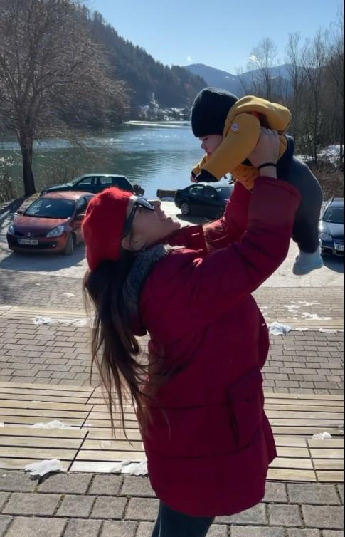 Patricia López y su hijo Río