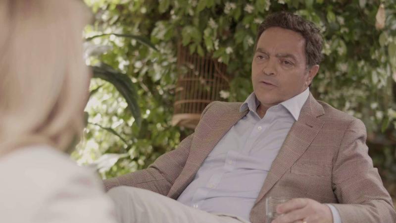 Cecilia Bolocco revelará cómo su amistad con Felipe Izquierdo la mantuvo en pie durante su detención domiciliaria junto a Carlos Menem