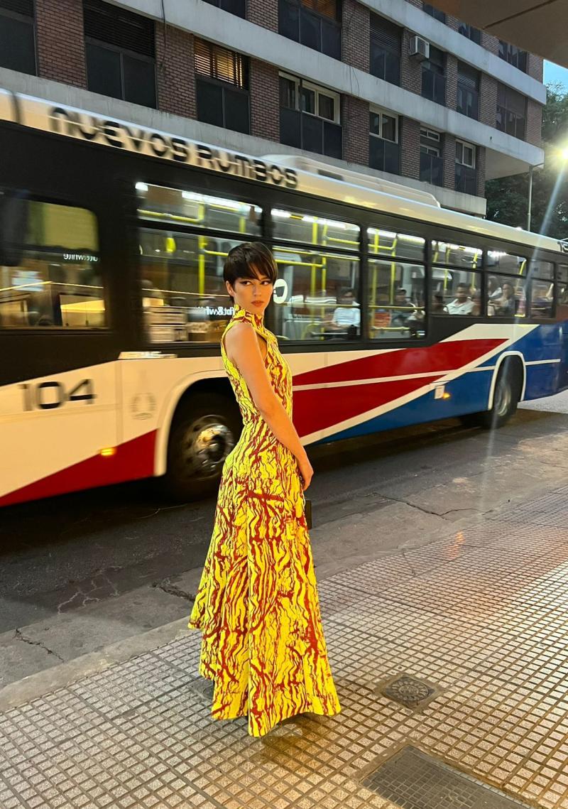 Espectacular look de Mariana Di Girolamo.