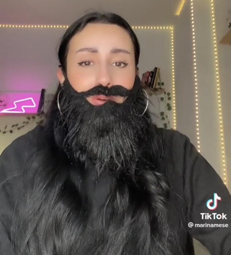 Marina Mese, la joven española que usar una barba falsa para caminar segura por la noche