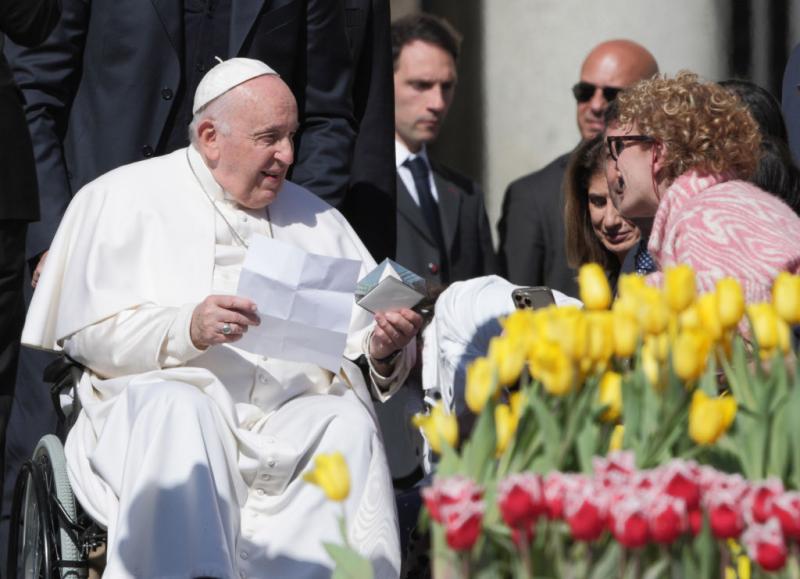 Papa Francisco es criticado por opinión sobre las mujeres