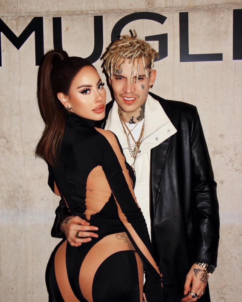 Ignacia Michelson y Marcianeke