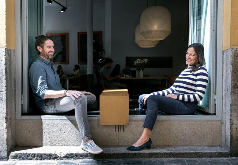 Parejas viven separadas