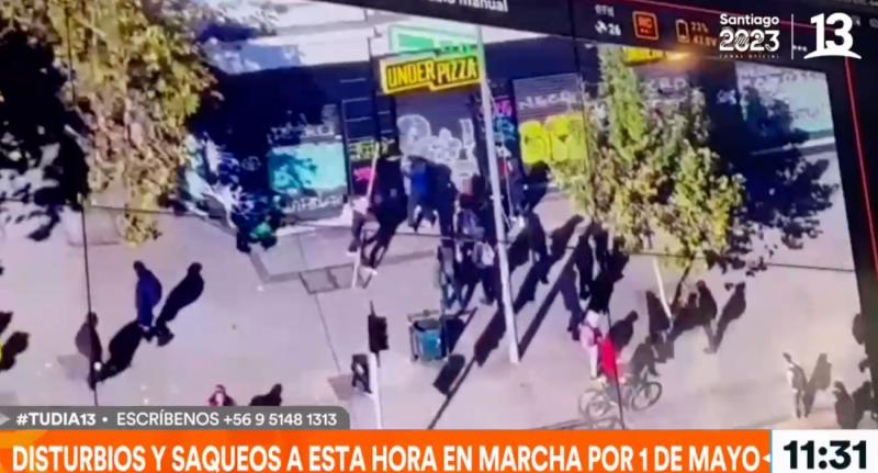 Disturbios y saqueos en marcha por el Día del Trabajador en centro de Santiago