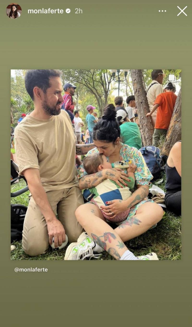 Mon Laferte celebró el Día de la Madre posando con su hijo y marido