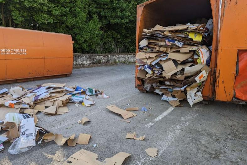 El contenedor donde estaban atrapados