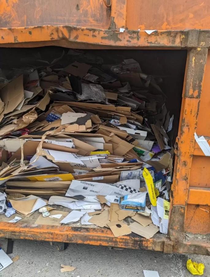 Contenedor donde ocurrió el rescate