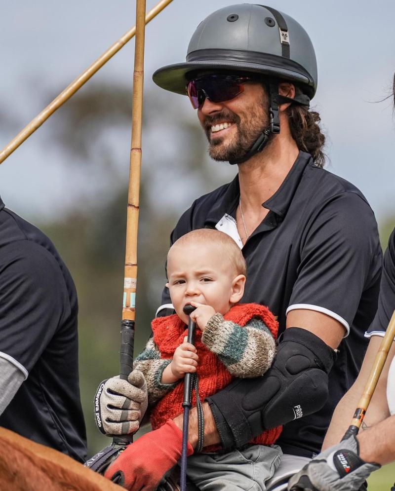 Matías Assler celebra dos años de su hijo