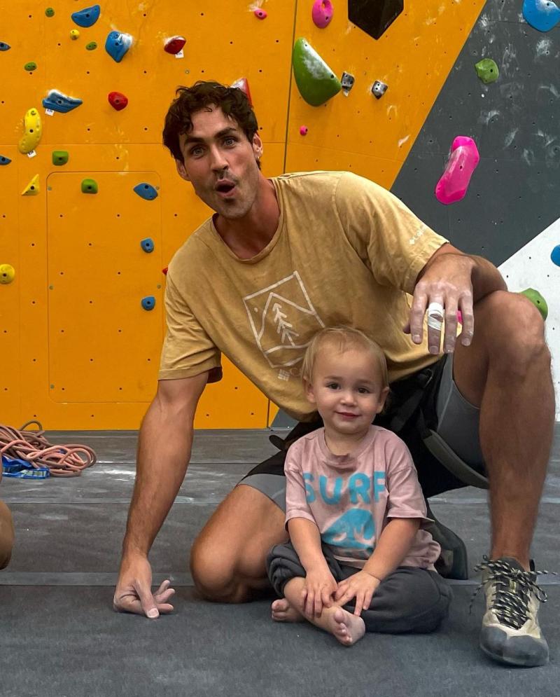 Matías Assler celebra dos años de su hijo