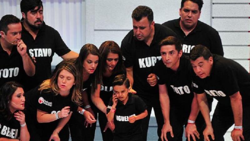 Equipo Morandé con compañía.