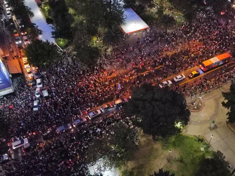 Vecina de Ñuñoa pide que no se estigmatice a la comuna con tendencias políticas