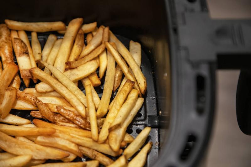 Científicos chileno buscan voluntarios para comer papas fritas saludables