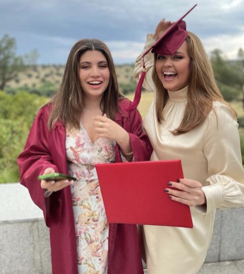 Hija de Rocío Dúrcal luce orgullosa tras la graduación de su hijastra Aitana