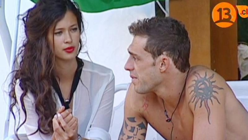 Michelle Carvalho debutó en la TV chilena como parte del reality "Mundos Opuestos"
