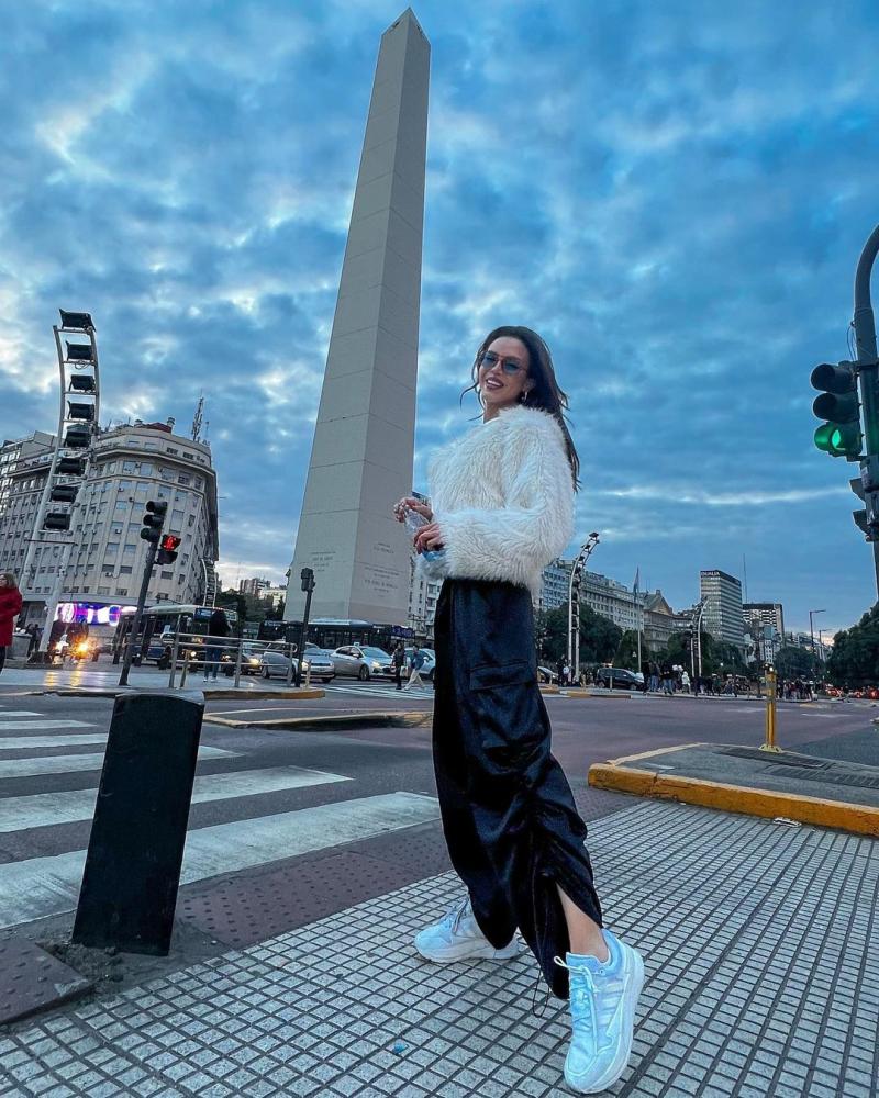 Silvina Varas celebra sus 30 años con escapada romántica