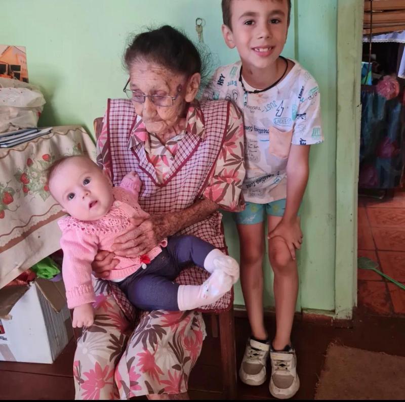 Icha Sobarzo despidió a su abuelita con sentida publicación.