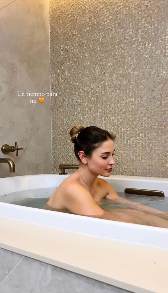 El elegante destape de Belén Soto