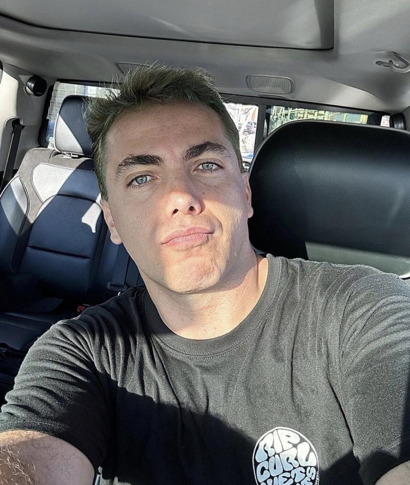 Cristián Castro se llenó de críticas por foto con filtros