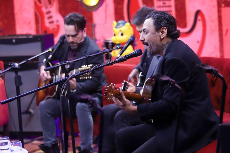 ¡“Sala de Ensayo” revive grandes entrevistas a músicos y políticos chilenos!