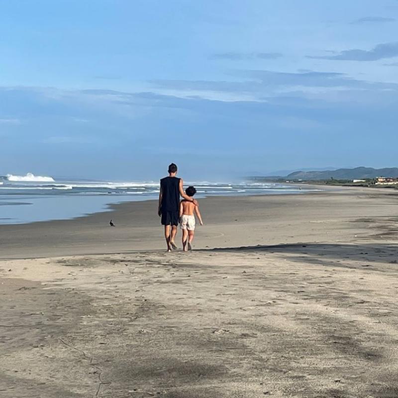 Tanza Varela celebra cumpleaños de Matías Bize