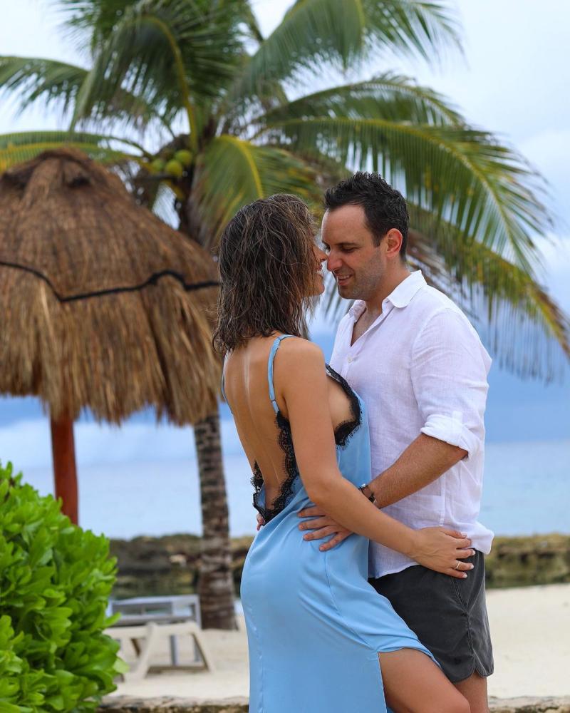 Las románticas fotos de Vanesa Borghi y su pareja