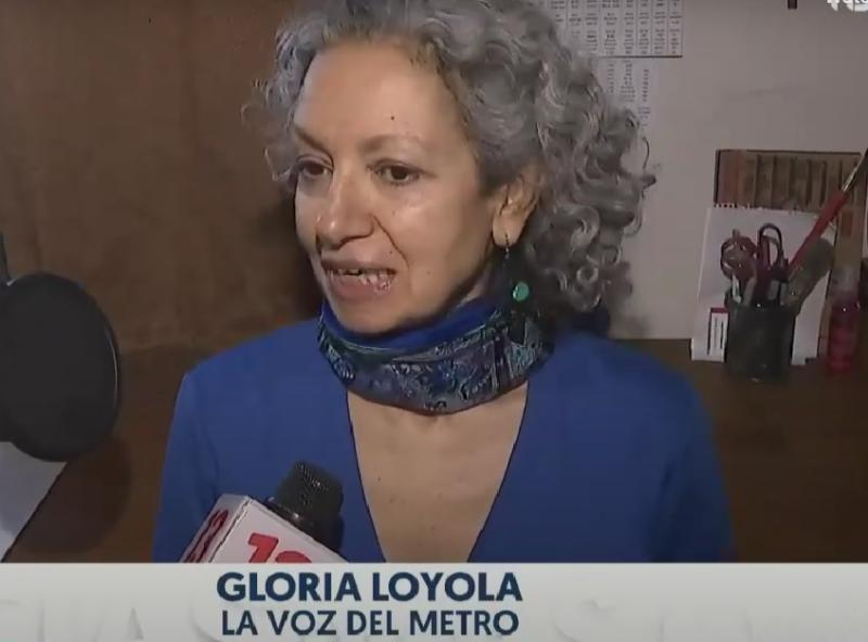 Gloria Loyola, la voz de Metro de Santiago