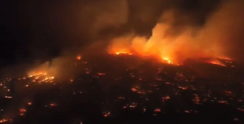 Desolación por fuego en Hawái