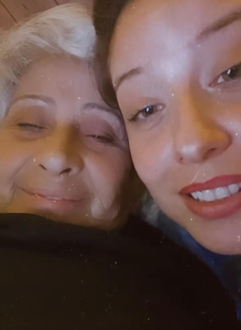 María José Quintanilla junto a su mamá, Ana Sandoval