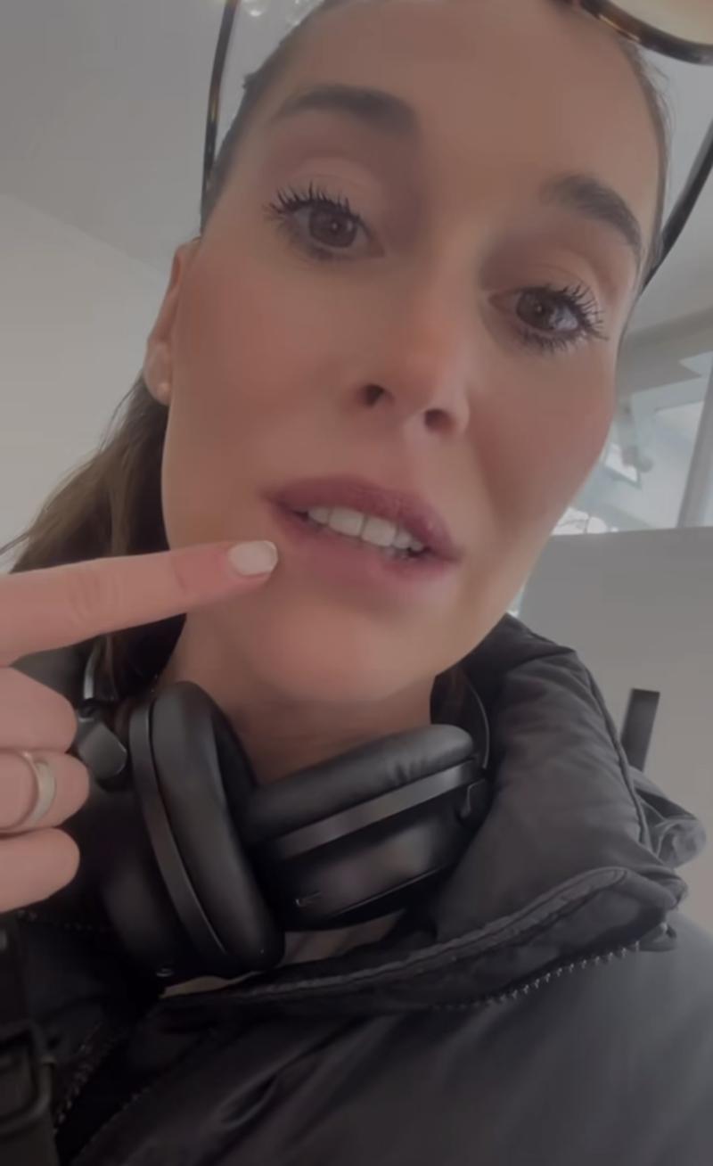 Vale Roth muestra cómo quedó su boca tras operación